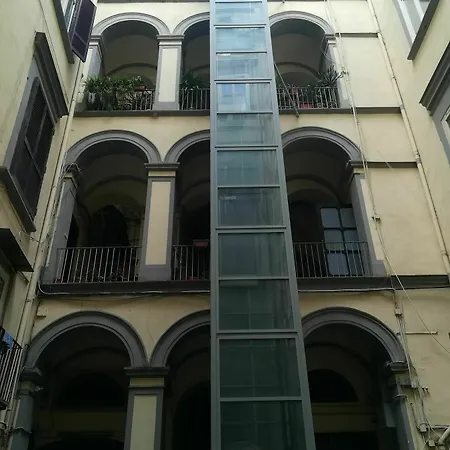 Delby's House * Naples